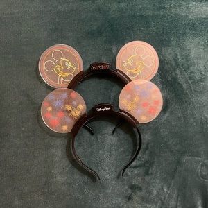 Mickey Light Up Ears with pins